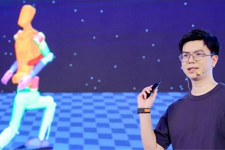 天才少年稚晖君今年会jinnianhui金字招牌机器人走路进场！AI模型做大脑，目标售价20万以内